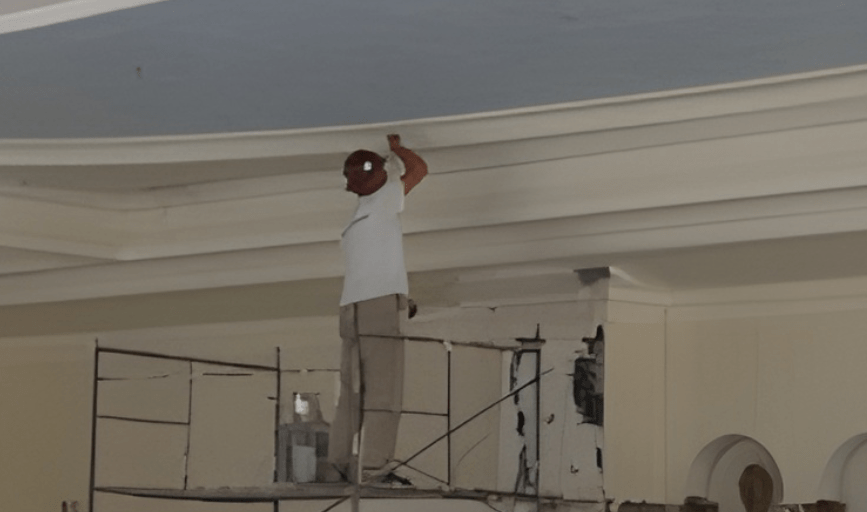 COMMERCIAL PAINTING